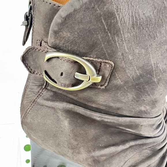 Earthies Chelsea Brown Suede Wedge Boots Size 10 M - Picture 3 of 16